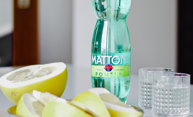 В чешские магазины попала опасная вода Mattoni