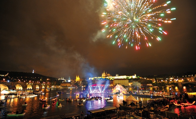 Сегодня Прага отмечает Святоянские торжества