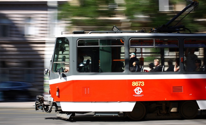 Ремонт трамвайных путей приведёт к ограничению в движении транспорта