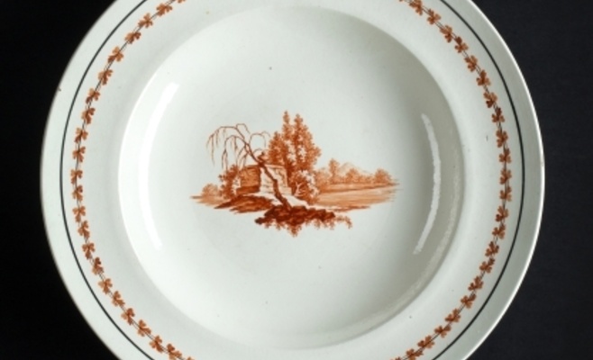 Выставка «Хрупкая красота пражской тонкой керамики»