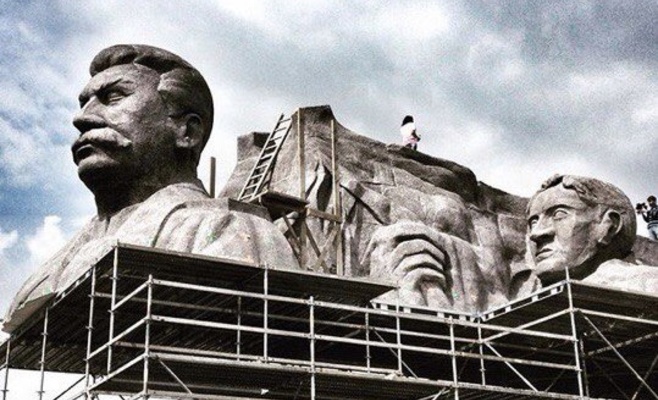 Временный памятник Сталину не будут взрывать