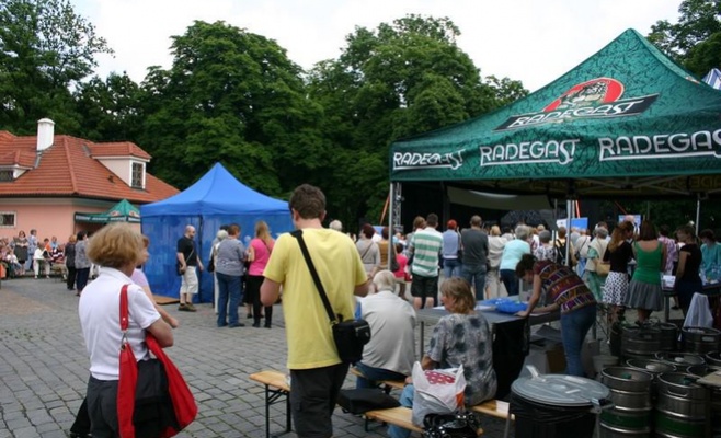 Fresh senior festival