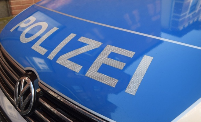 Сбежавший из Германии беженец, напугал чешских граждан