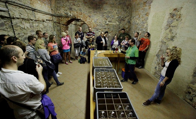 Сбор винограда в Тройском замке