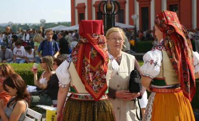 Сбор винограда в Тройском замке