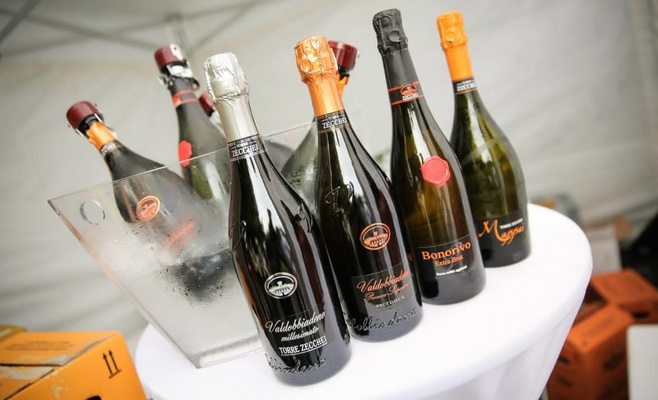 Фестиваль вина «Любим Просекко»