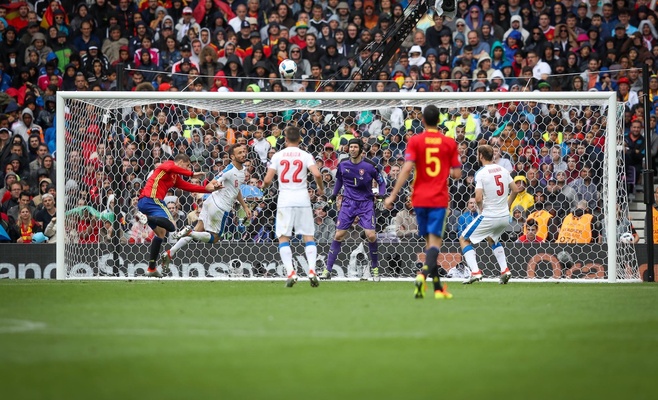 Испания обыграла Чехию на Евро-2016