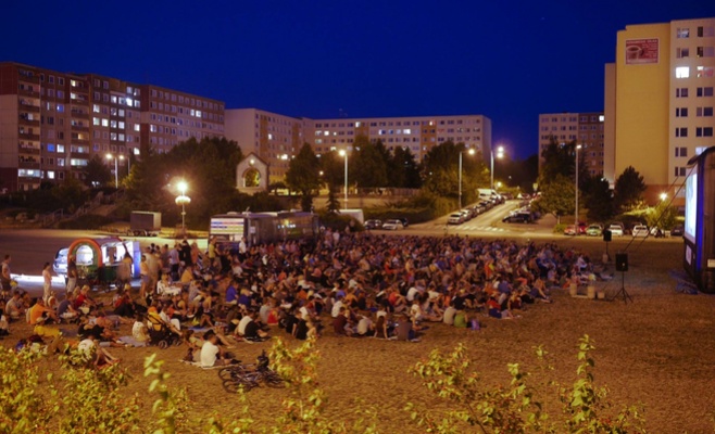 Kinobus — кино под открытым небом