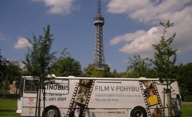 Kinobus — кино под открытым небом