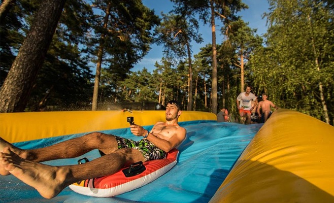 SLIDE Festival — 60-метровая водная горка в Праге