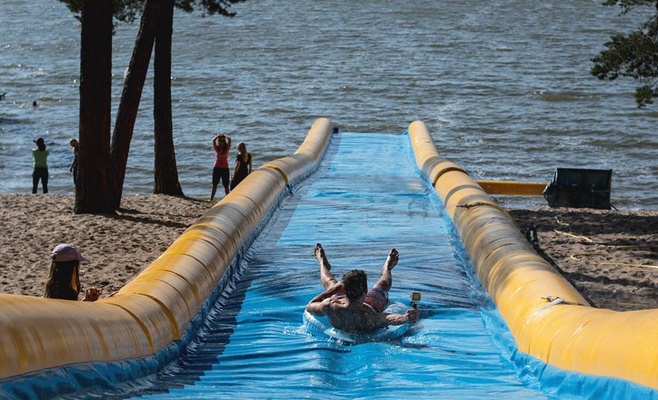 SLIDE Festival — 60-метровая водная горка в Праге