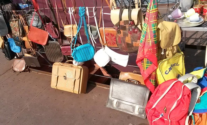 Блошиный рынок на Тыловой площади