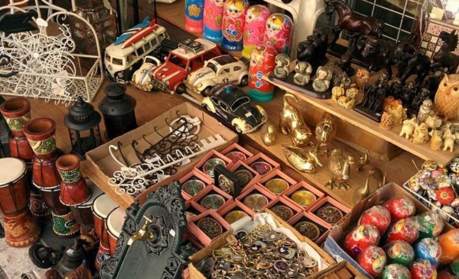 Блошиный рынок на Тыловой площади