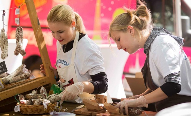 Французский рынок На Кампе