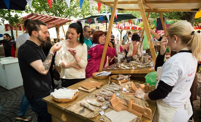 Французский рынок На Кампе