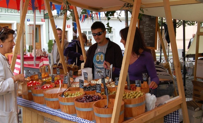 Французский рынок На Кампе