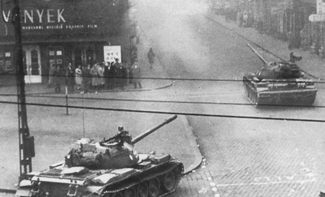 25 лет назад Чехословакию покинул последний эшелон советских военнослужащих