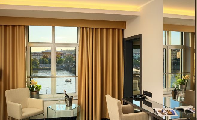 В Танцующем доме в Праге открылся отель