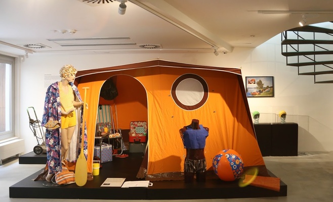 Выставка «Ретро 70-80-х годов»