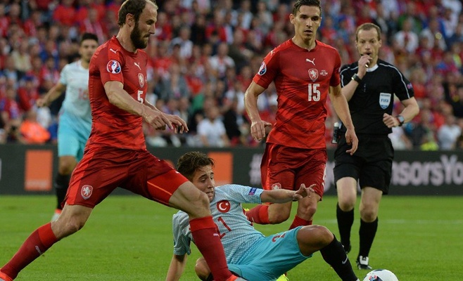 Чехия проиграла Турции и вылетела с ЧЕ 2016