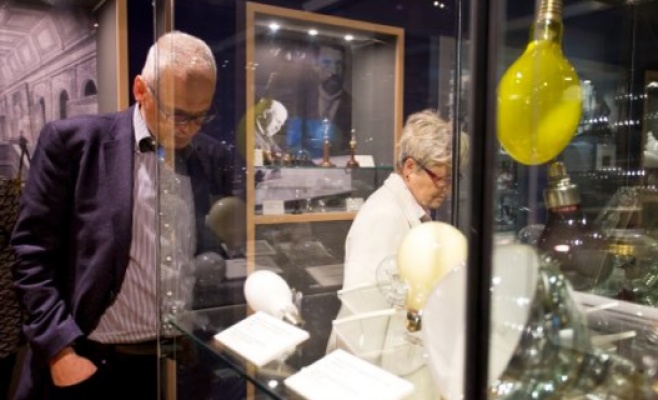 Выставка «От пламени к светодиодам»