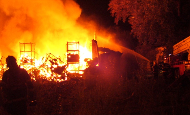 В Оломоуце сгорел большой склад текстильных изделий