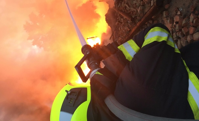 В Оломоуце сгорел большой склад текстильных изделий