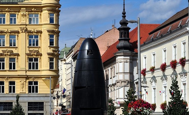 Газета The Guardian приглашает в чешский город пенисов