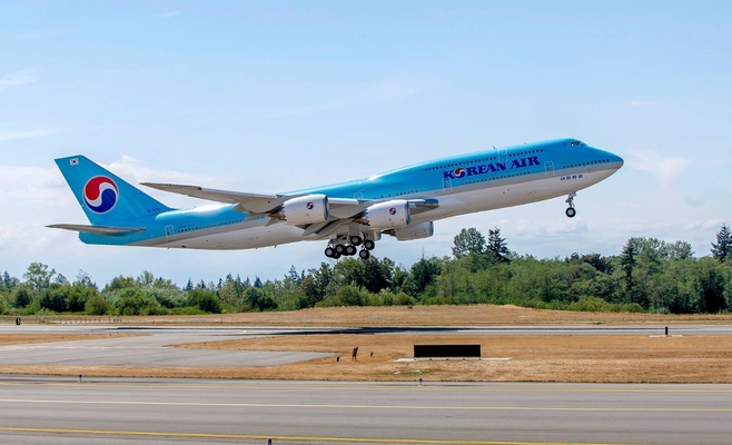 Korean Air теперь летает в Прагу с огромным Boeing 747-8i «Джамбо»
