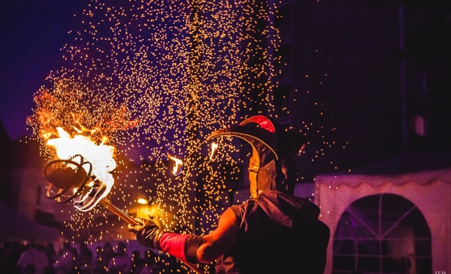 «Летний театральный двор» в Бранике