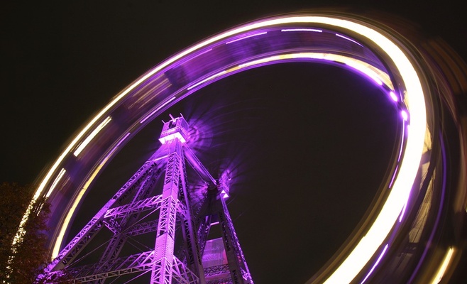 В Праге появится огромное колесо обозрения. Фото и видео