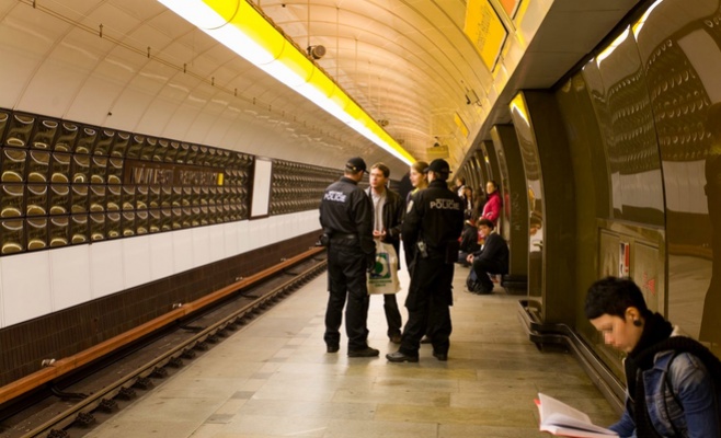 В Чехии и дальше будет действовать первый уровень террористической угрозы