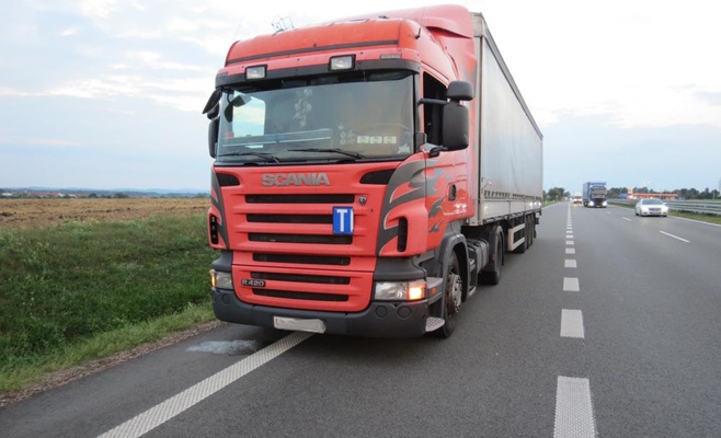 Пьяный белорусский водитель петлял по чешской автомагистрали