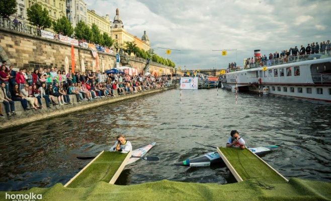 Пражский Riverside Cross