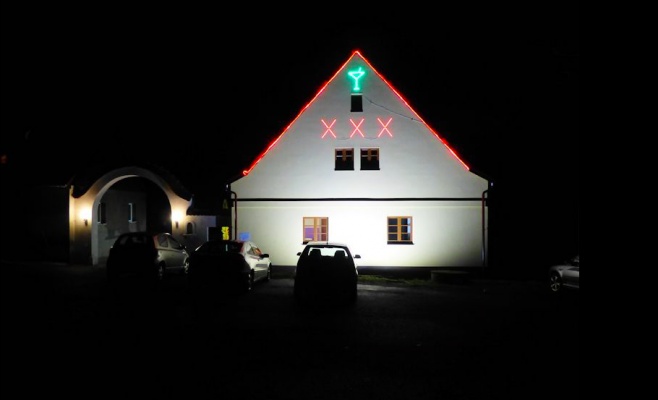 В Чехии европейские дотации потратили на открытие борделя вместо пансионата