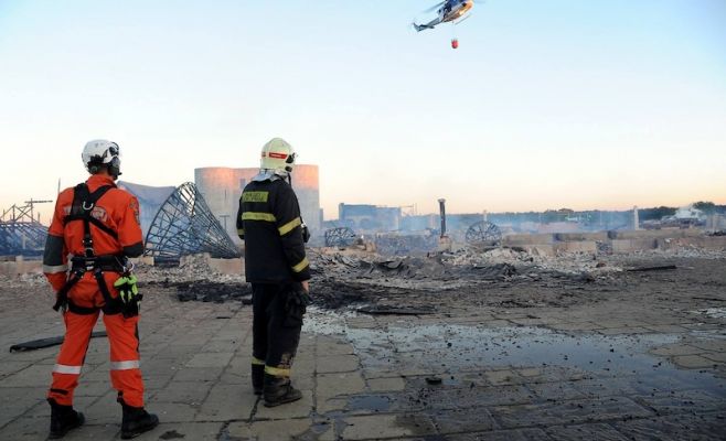 Опубликованы фотографии пожара кулис для сериала Knightfall