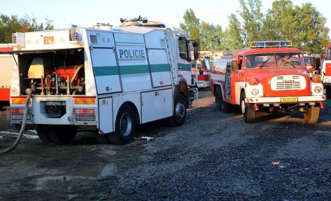 Опубликованы фотографии пожара кулис для сериала Knightfall