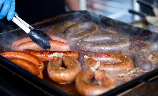 Праздник сбора винограда на площади Йиржи из Подебрад