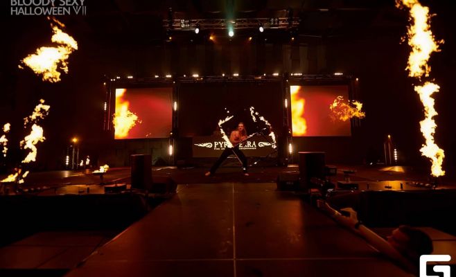 Вечеринка Bloody Sexy Halloween